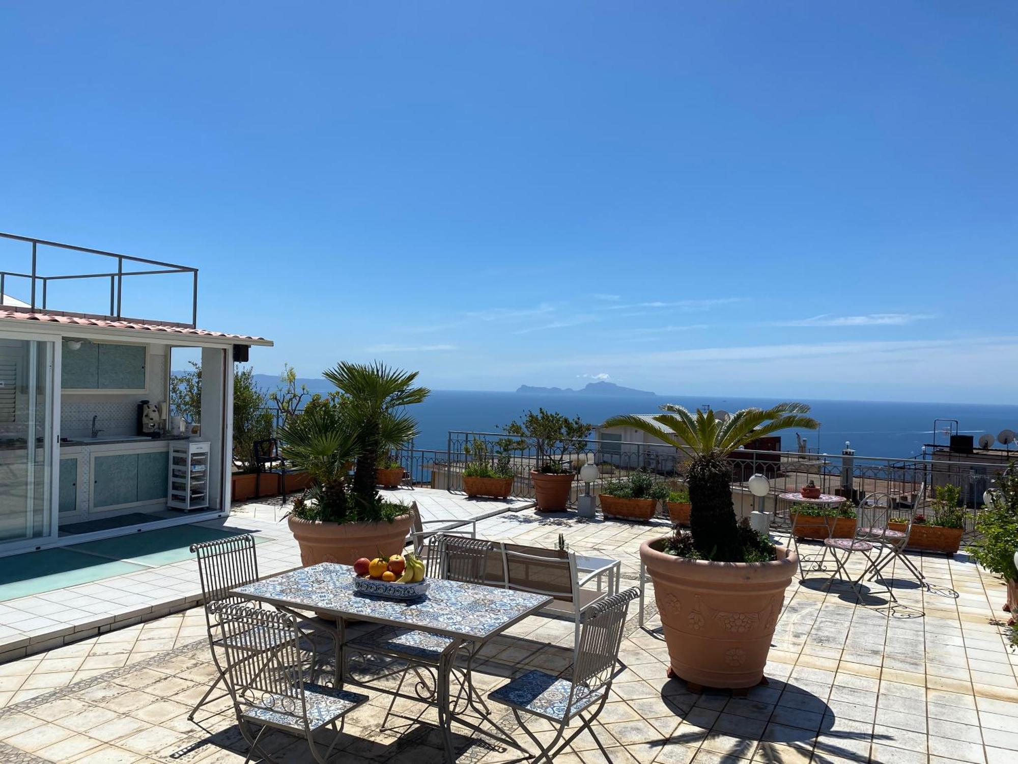 Terrazza Morghen Panoramic Rooftop Napoli Ngoại thất bức ảnh